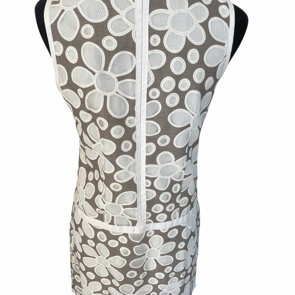 W by Worth Size 4 Mesh Daisy Drop Waist Sleeveless Dress Zip Gray & Off-White - Picture 3 of 8